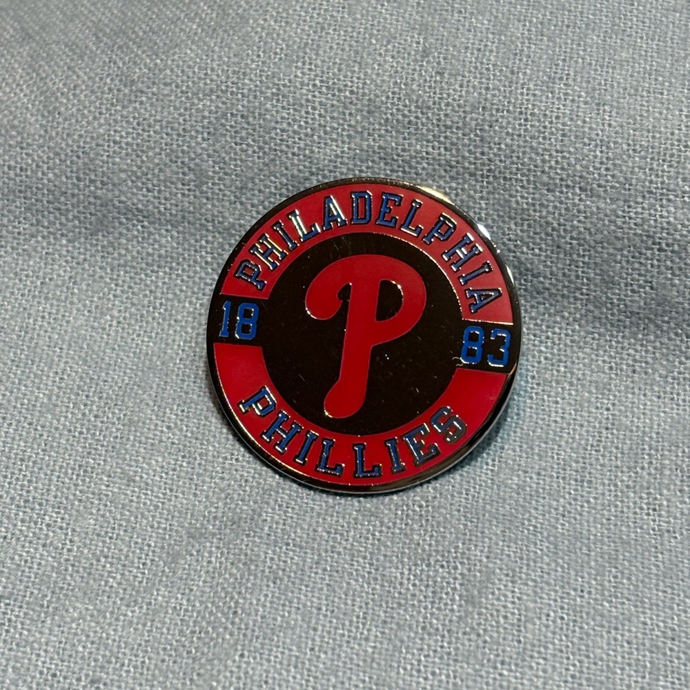 Philadelphia Phillies Red and Blue Collector Pin